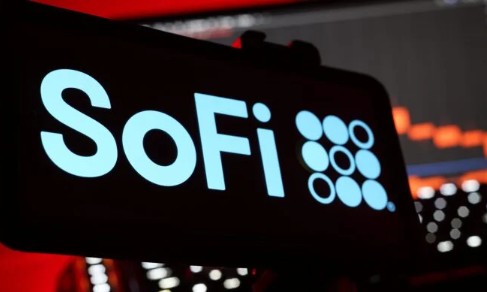 SoFi Stock Falls as Company Announces $1.5 Billion Share Offering to Boost Capital Position